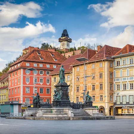 Schlossberg Panorama - 1 Bedroom & Lift & Free Parking By Hero Homes Апартаменты Грац